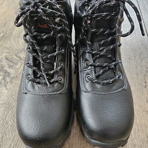 Weatherproof Black Hiking Boots